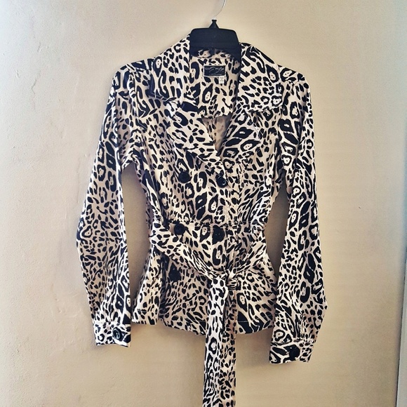 26 International Jackets & Blazers - 26 INTERNATIONAL Leopard Print Trench Jacket